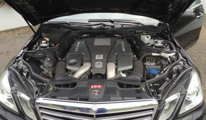 Mercedes Benz – E 63 AMG 2012 5.5 flexleasing full