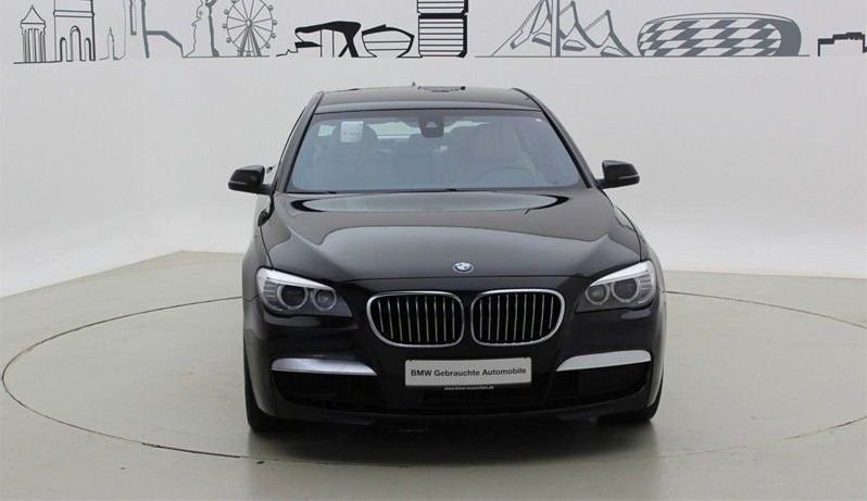 BMW – 740 full