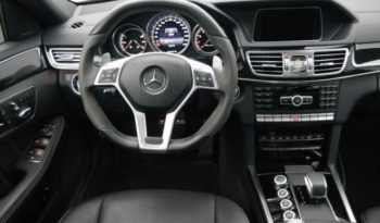 Mercedes Benz – E 63 AMG full