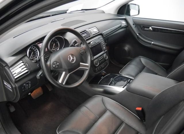 Mercedes Benz – R 350 full
