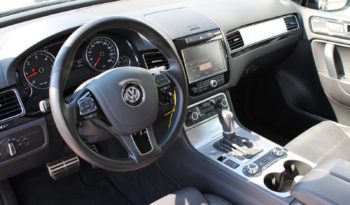 Volkswagen Touareg full