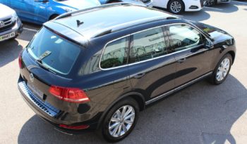 Volkswagen Touareg full