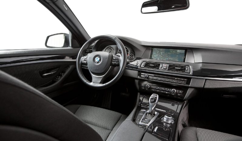 BMW – 520 2013 full