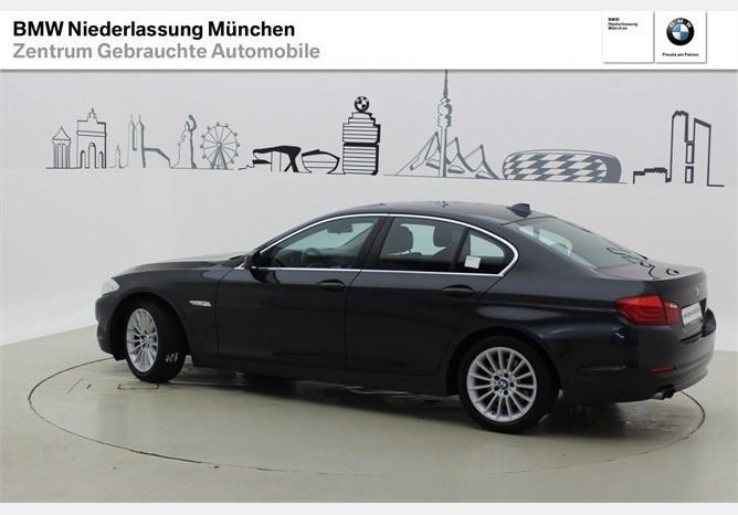 BMW – 320 2013 full