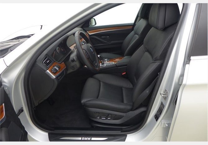 BMW – 550 2012 full