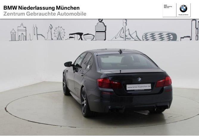 BMW – M5 2013 full