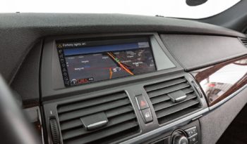 BMW – X5 2011 full