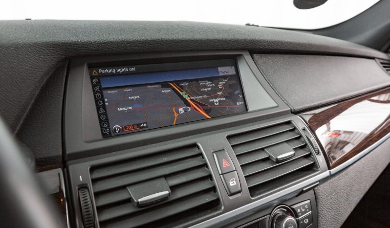 BMW – X5 2011 full