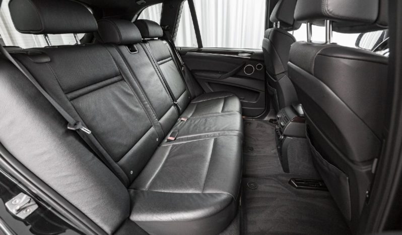 BMW – X5 2011 full