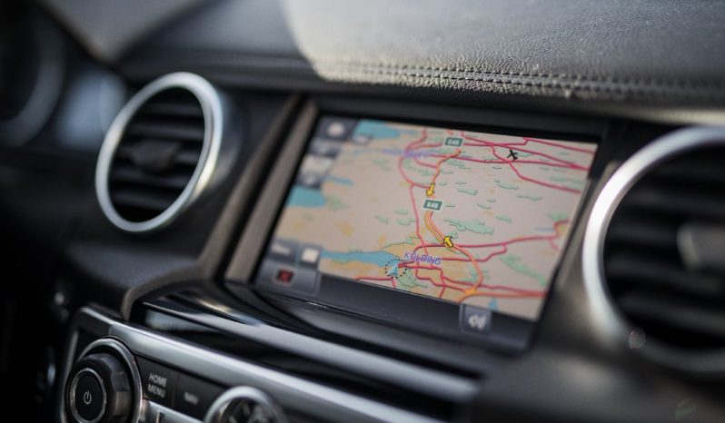 Land Rover Discovery full