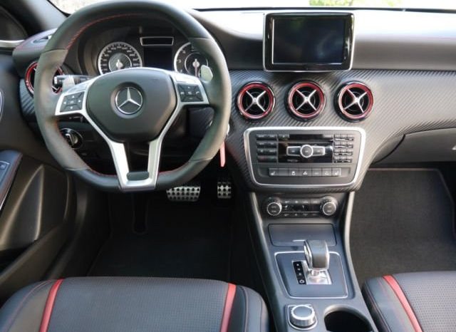 MERCEDES A45 2,0 AMG AUT. 4-M 5D full