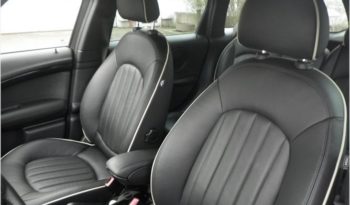 MINI COUNTRYMAN COOPER SD 2,0 AUT. ALL4 full