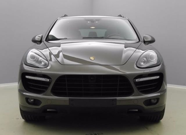 PORSCHE CAYENNE TURBO 4,8 TIPTR. 5D full