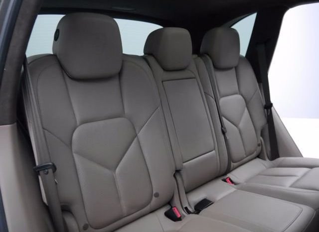 PORSCHE CAYENNE TURBO 4,8 TIPTR. 5D full