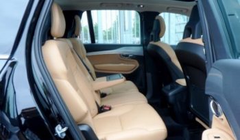 VOLVO XC90 2,0 D5 225 MOMENTUM AUT. AWD 5D full