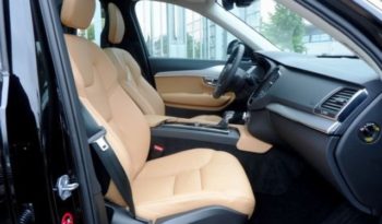 VOLVO XC90 2,0 D5 225 MOMENTUM AUT. AWD 5D full