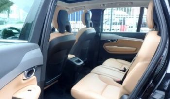 VOLVO XC90 2,0 D5 225 MOMENTUM AUT. AWD 5D full