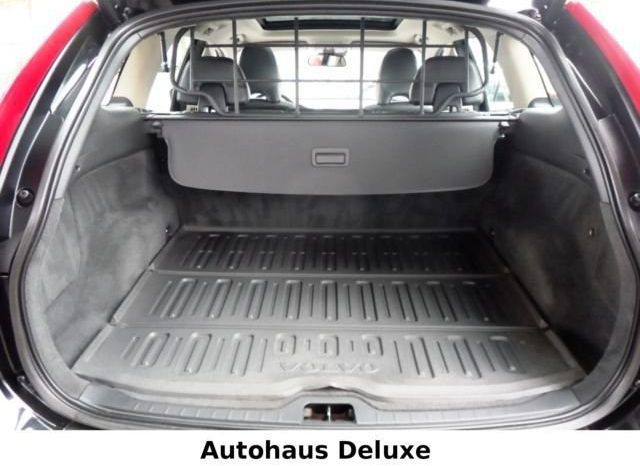 VOLVO XC60 2,0 D3 136 SUMMUM AUT. 5D full