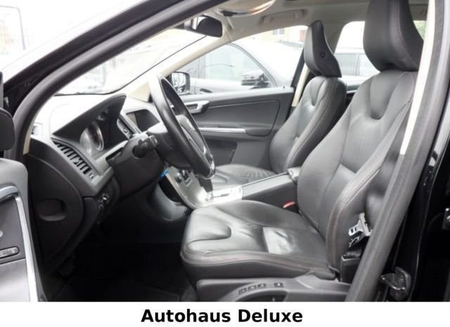 VOLVO XC60 2,0 D3 136 SUMMUM AUT. 5D full