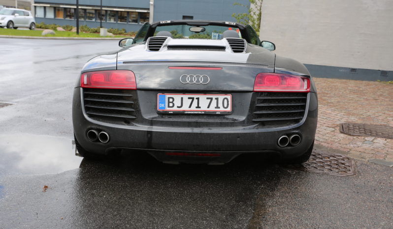 Audi R8 Spyder full