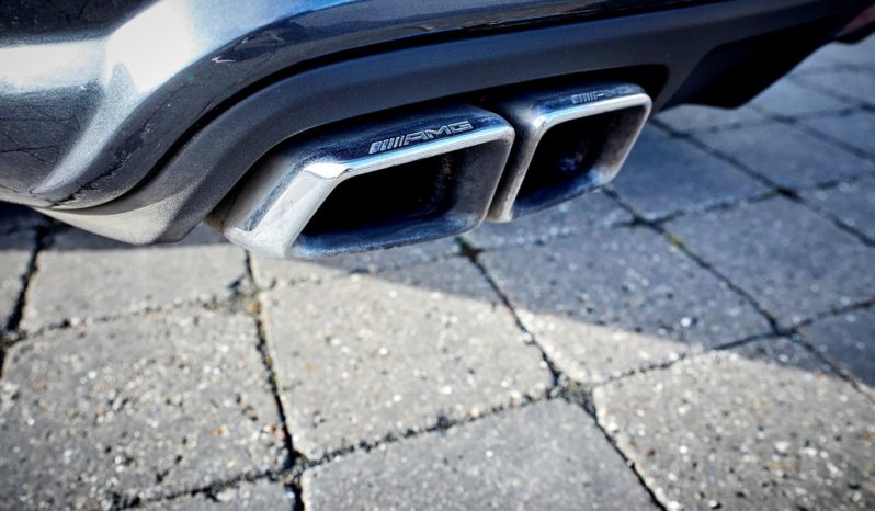 Mercedes Benz – CLS 63 AMG full