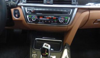 BMW 330d 3.0 Touring xDrive full