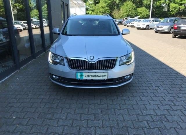 skoda superb 2014 2.0 TDi DPF DSG flexleasing full